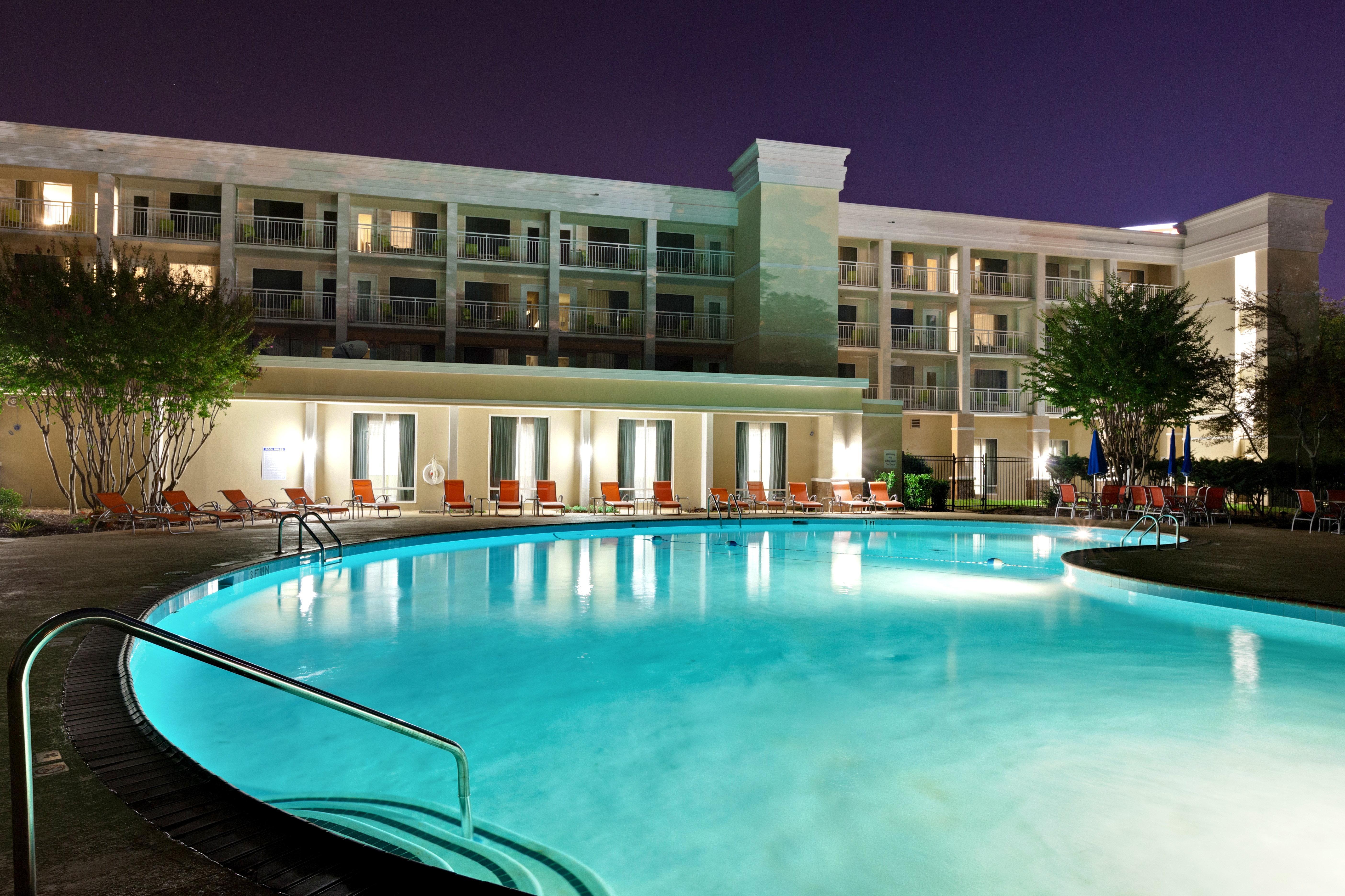 Holiday Inn & Suites Atlanta Airport North By Ihg College Park Екстер'єр фото