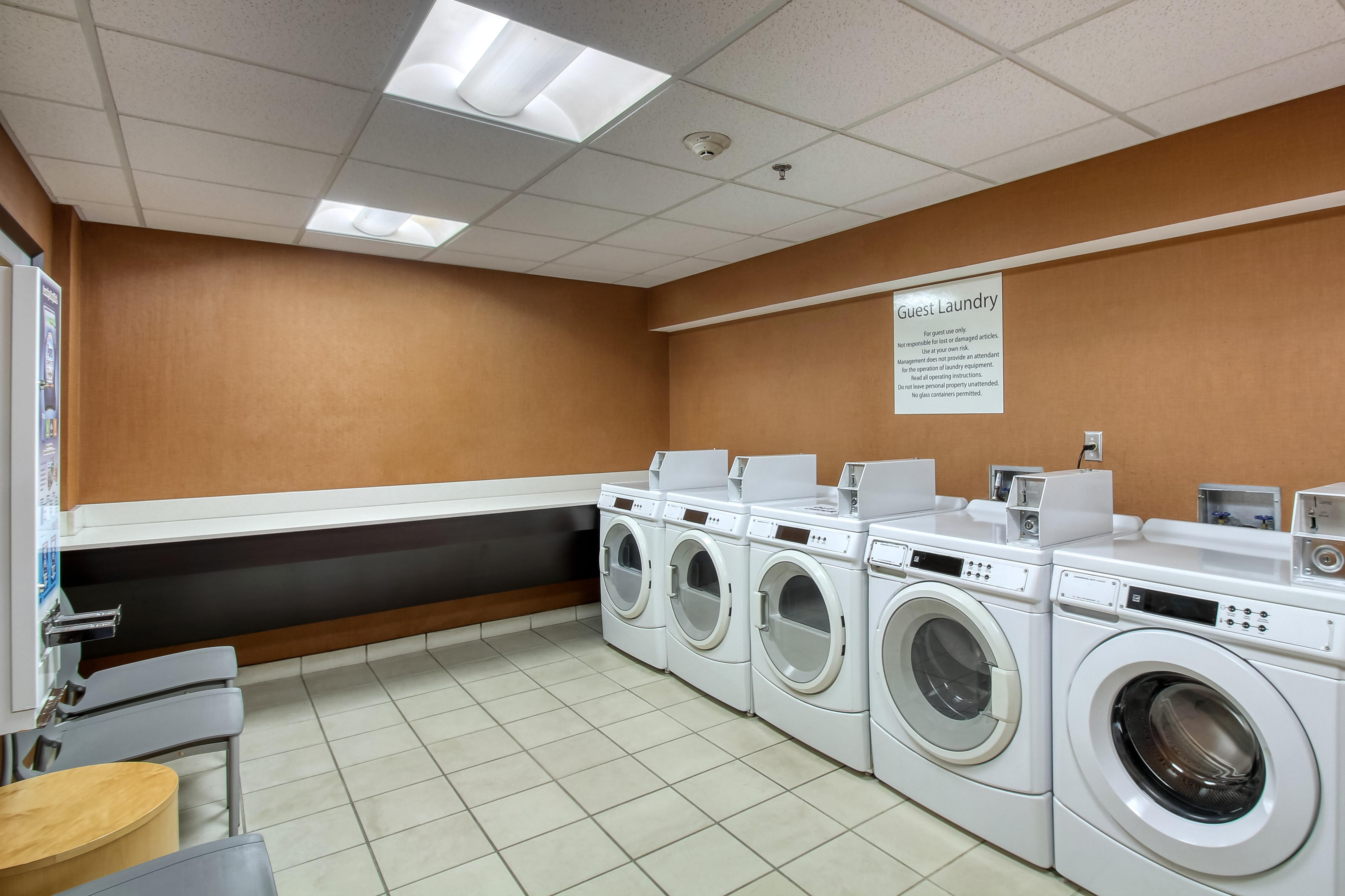 Holiday Inn & Suites Atlanta Airport North By Ihg College Park Екстер'єр фото